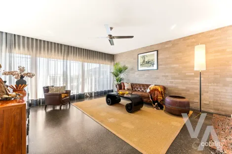 Property photo of 20 Hillview Crescent The Hill NSW 2300