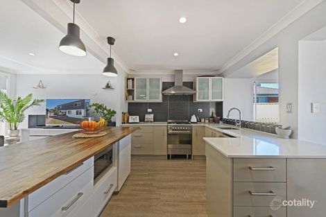 Property photo of 10 Stutz Place Ingleburn NSW 2565