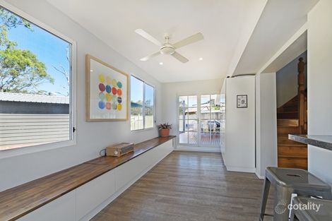 Property photo of 10 Stutz Place Ingleburn NSW 2565