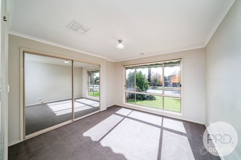 Property photo of 87 Balleroo Crescent Glenfield Park NSW 2650