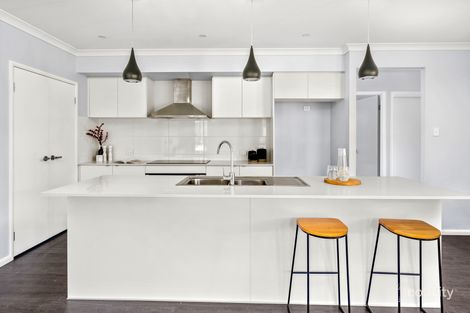 Property photo of 100 Talleyrand Circuit Greta NSW 2334