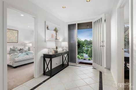 Property photo of 13 Beverly Hills Drive Templestowe VIC 3106