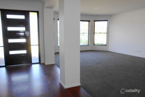 Property photo of 8 Hogbin Crescent Sanctuary Point NSW 2540