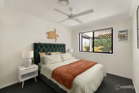 Property photo of 18 Freya Court Newport QLD 4020