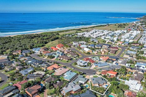 Property photo of 24 Brigantine Place Caves Beach NSW 2281
