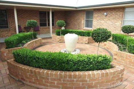 Property photo of 11 Thorpe Place Orange NSW 2800