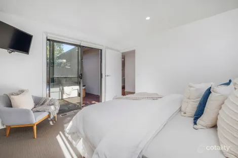 Property photo of 4 Law Street Blairgowrie VIC 3942