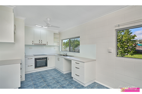 Property photo of 31 Robert Road Bentley Park QLD 4869