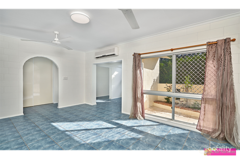 Property photo of 31 Robert Road Bentley Park QLD 4869