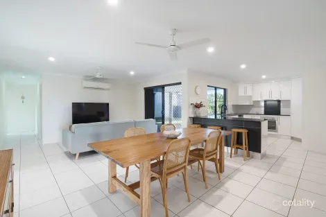 Property photo of 11 Rutland Place Marian QLD 4753