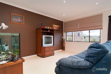 Property photo of 4 Scheffer Crescent Croydon VIC 3136