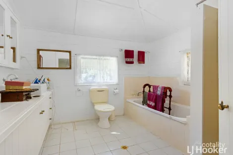 Property photo of 46 Sandrabarbara Drive Booral QLD 4655