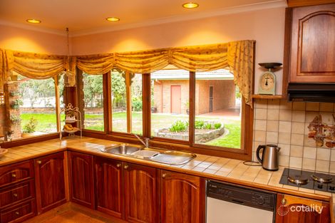 Property photo of 8 Janet Court Grahamvale VIC 3631