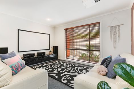 Property photo of 15 Mundulla Avenue Woodcroft SA 5162