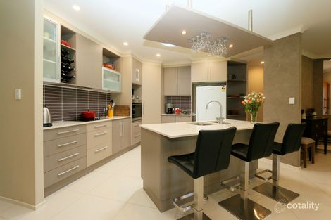 Property photo of 10 Amronel Close Innes Park QLD 4670