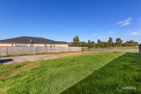 Property photo of 122 Linsell Boulevard Cranbourne East VIC 3977