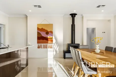 Property photo of 57 Aurora Circuit Meadows SA 5201