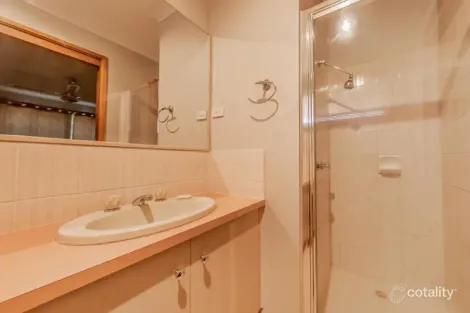 Property photo of 131 Exford Road Melton South VIC 3338