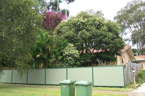 92 Falconer St, Southport, QLD 4215