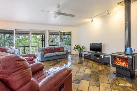 Property photo of 8 Riverside Avenue Barellan Point QLD 4306