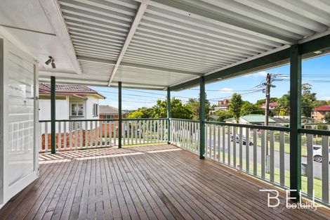 Property photo of 8 Crestway Street Keperra QLD 4054
