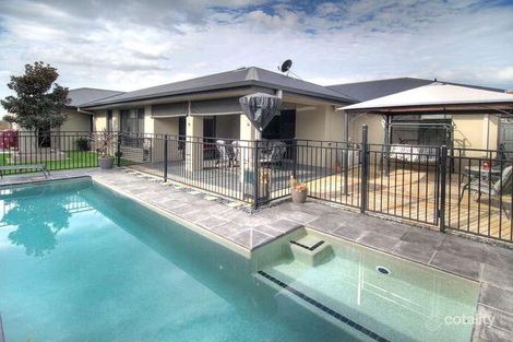 Property photo of 88 Wallum Drive Parkinson QLD 4115