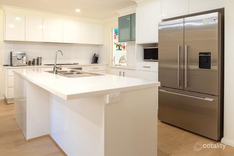 Property photo of 11 Dawarra Street Tomakin NSW 2537