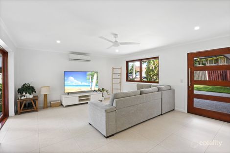 Property photo of 5 Highett Place Robina QLD 4226