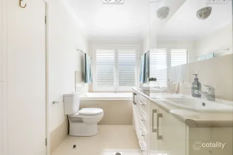 Property photo of 88 Cresswick Parade Dalmeny NSW 2546