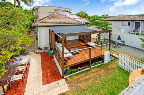 Property photo of 5/845 Logan Road Holland Park West QLD 4121