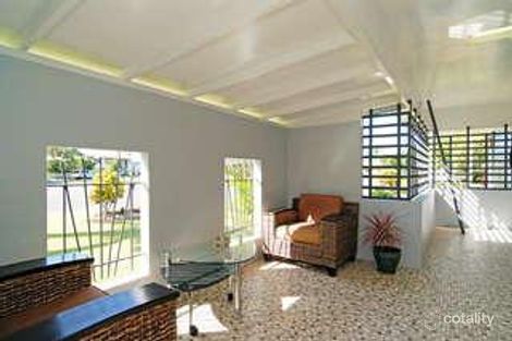 25 Cominos Pl, Manunda, QLD 4870