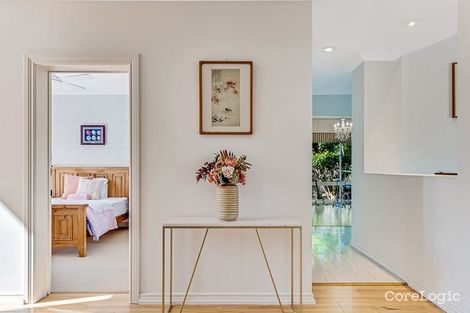 Property photo of 19 Cheval Court Benowa QLD 4217