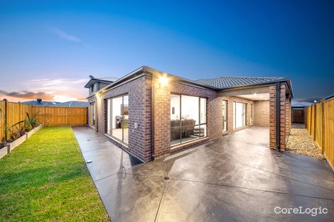 Property photo of 48 Freshfields Drive Cranbourne North VIC 3977