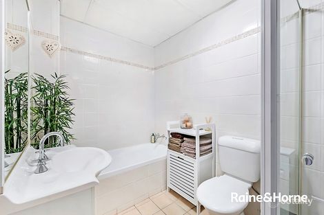 Property photo of 2/56-58 Old Pittwater Road Brookvale NSW 2100