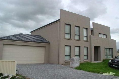 Property photo of 4 Kelman Close Edensor Park NSW 2176