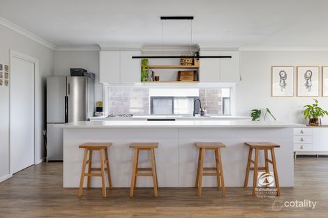 6 Riviera Ct, Lakes Entrance, VIC 3909