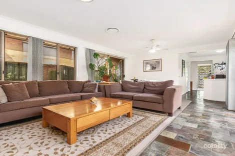 Property photo of 32 Silverleaf Row Menai NSW 2234