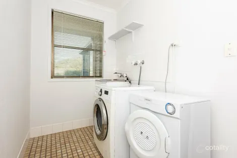 Property photo of 10/8 Ipswich Street East Toowoomba QLD 4350