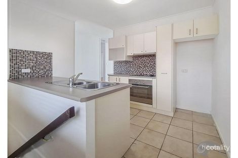 Property photo of 4/18 Oleander Avenue Biggera Waters QLD 4216