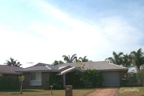 30 Vicki Pde, Torquay, QLD 4655
