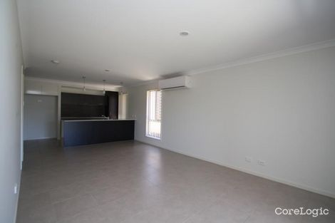 Property photo of 27 Dickson Crescent North Lakes QLD 4509