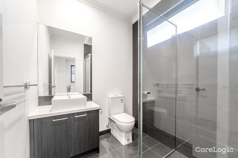 Property photo of 1/5 Olympiad Crescent Box Hill North VIC 3129