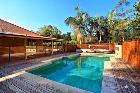 8 Greenwood Cres, Samford Valley, QLD 4520