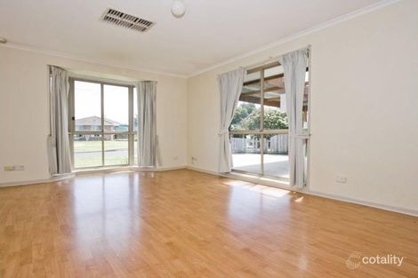 Property photo of 8 Curlew Place Werribee VIC 3030