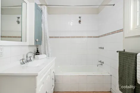 Property photo of 77 Fraser Avenue Edithvale VIC 3196