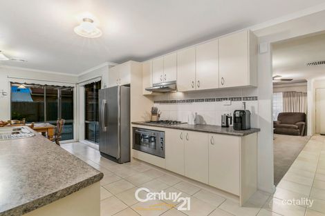 6 Shearers Ct, Pakenham, VIC 3810