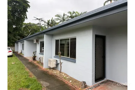 2/9 Sandown Cl, Woree, QLD 4868