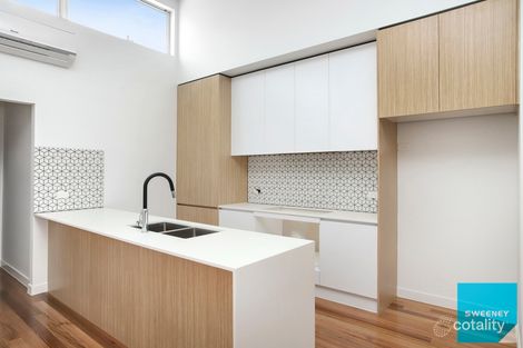 Property photo of 21 Lockwood Court Fraser Rise VIC 3336