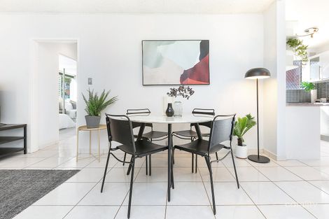 Property photo of 2/4 Hearne Close Eastlakes NSW 2018