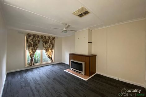 Property photo of 16 Higgins Street Wangaratta VIC 3677
